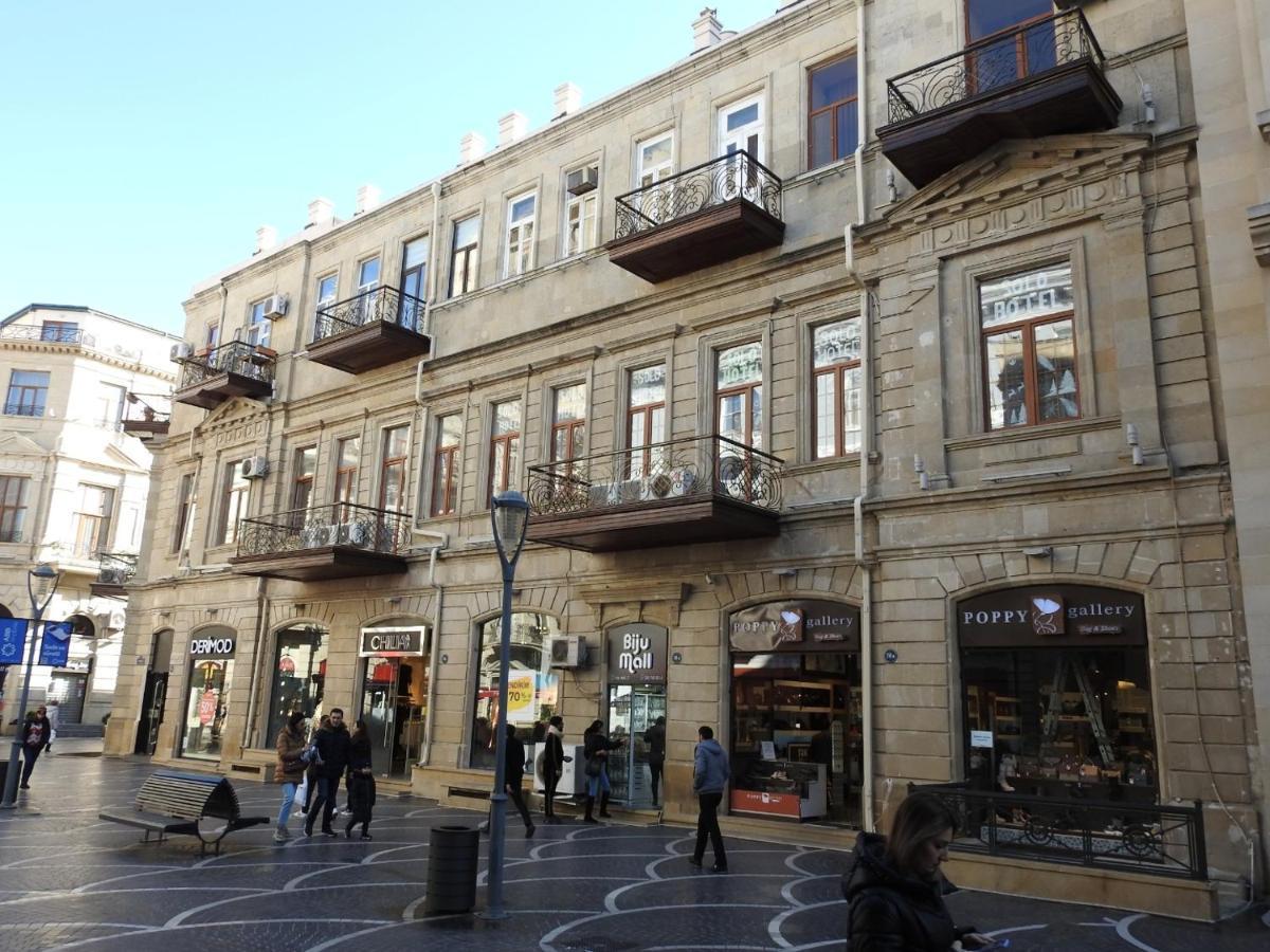 Solo Hotel On Nizami Street Bakoe Buitenkant foto